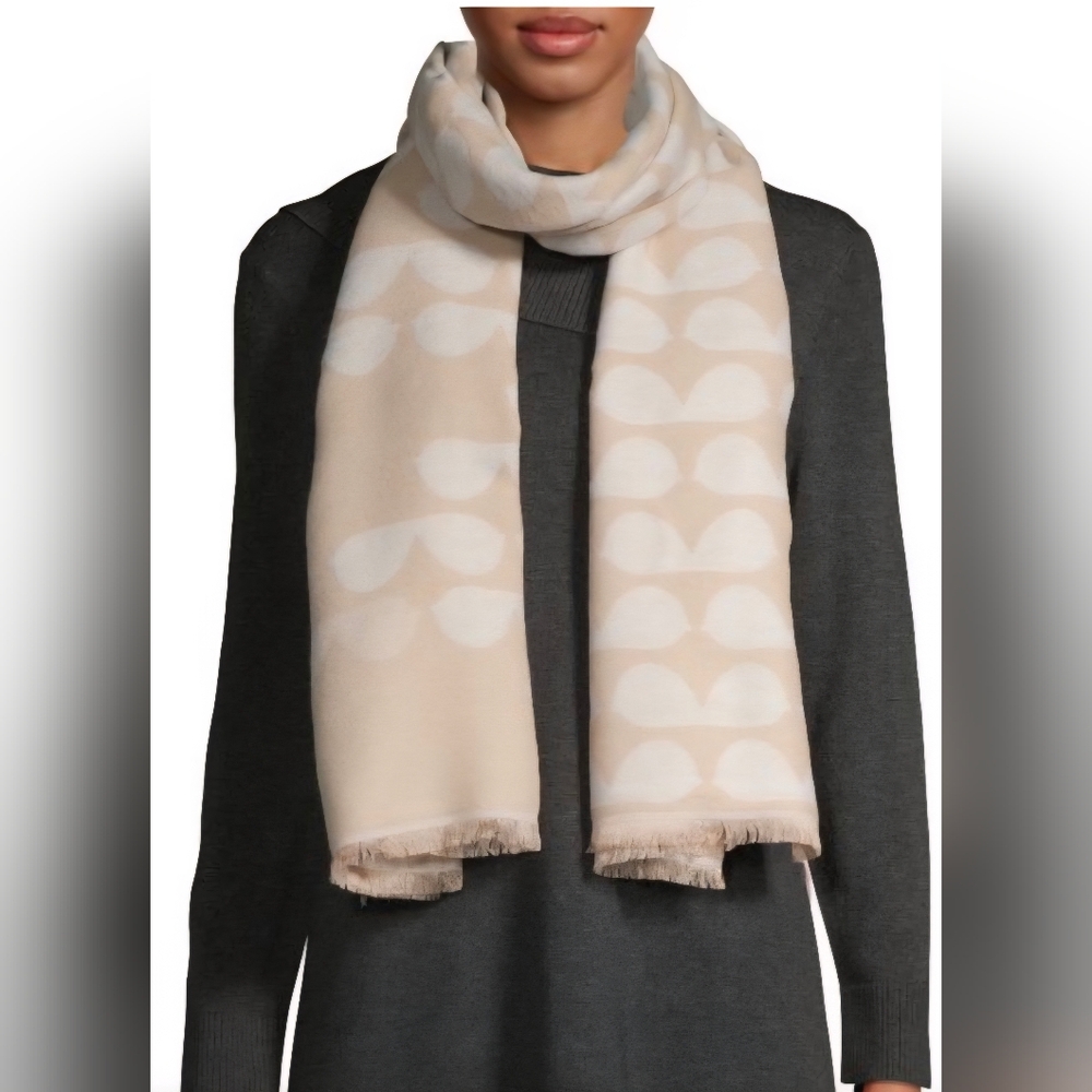 New Karl Lagerfeld Paris Cream/Tan Fringed Edge Oversized Scarf/Wrap - Picture 9 of 9